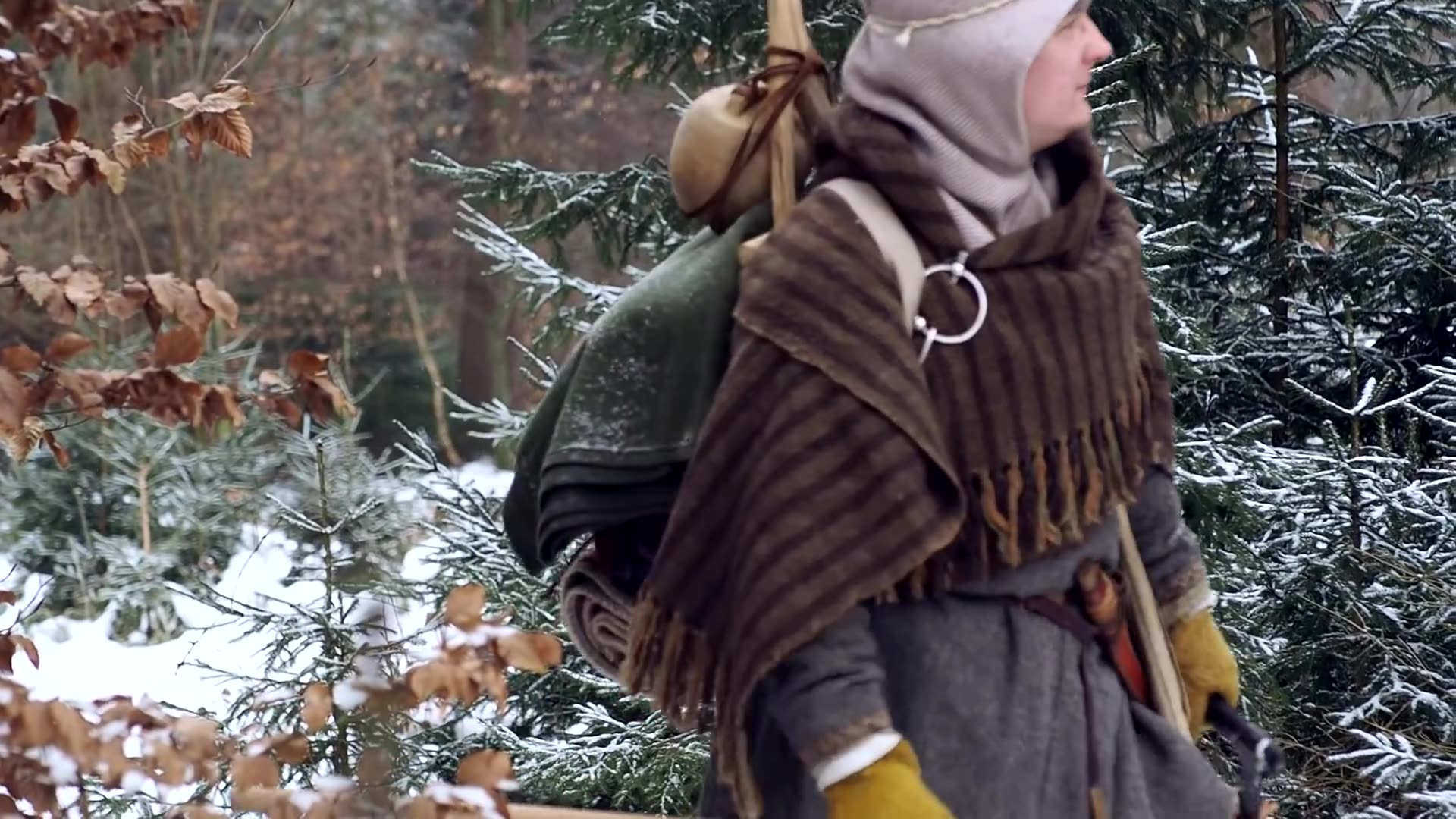 中世纪早期维京猎人冬季野外捕鱼烤鱼复原演示(2019年)