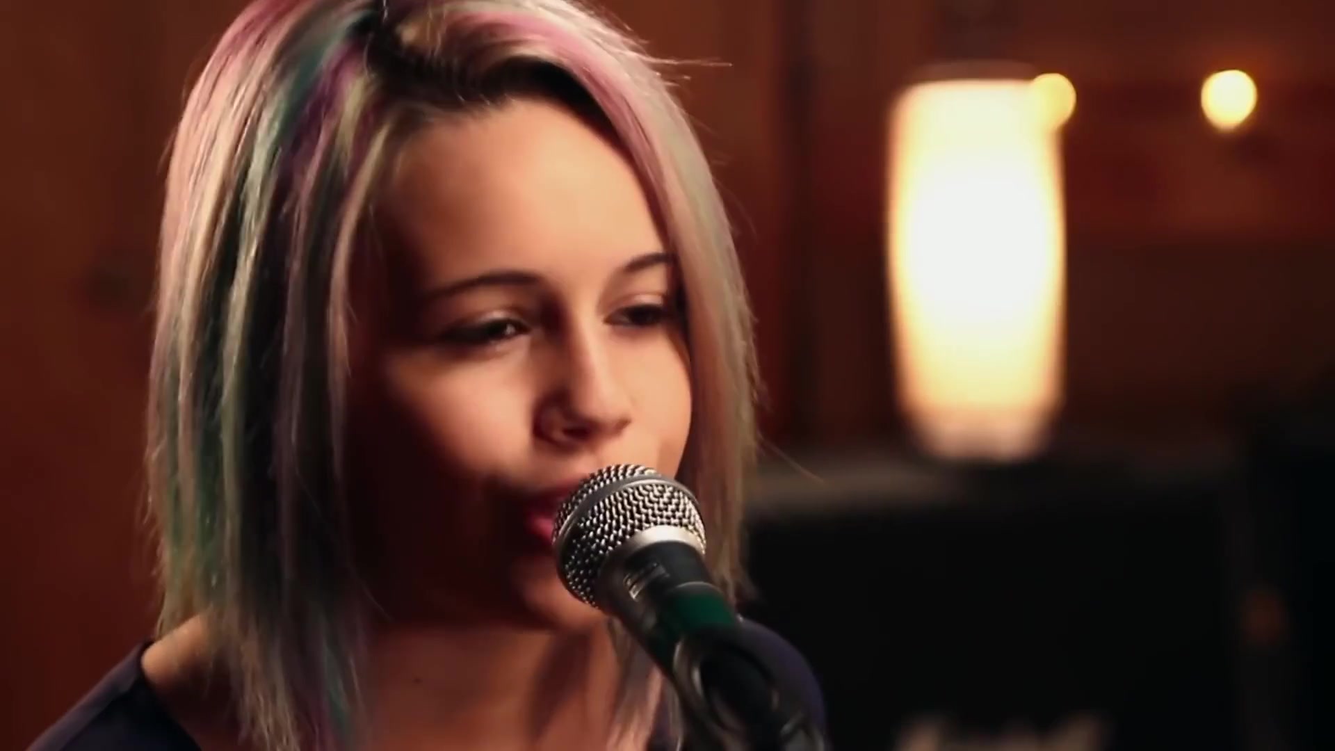 [图]We Cant Stop - Miley Cyrus (Boyce Avenue feat Bea Miller cover) on Spotify Appl