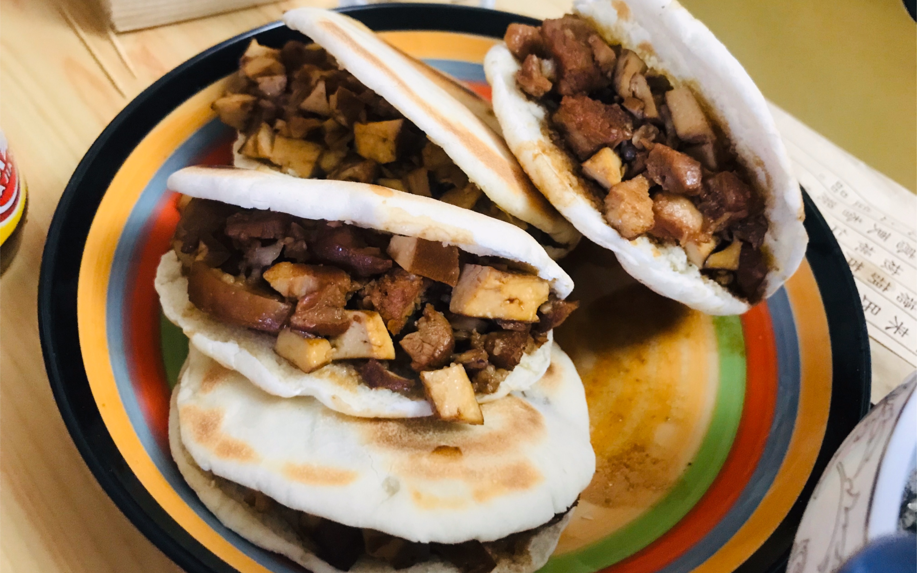 14|家庭自制肉夹馍|卤肉的汤汁炖卤蛋|吸了汤汁的馍|十分香甜