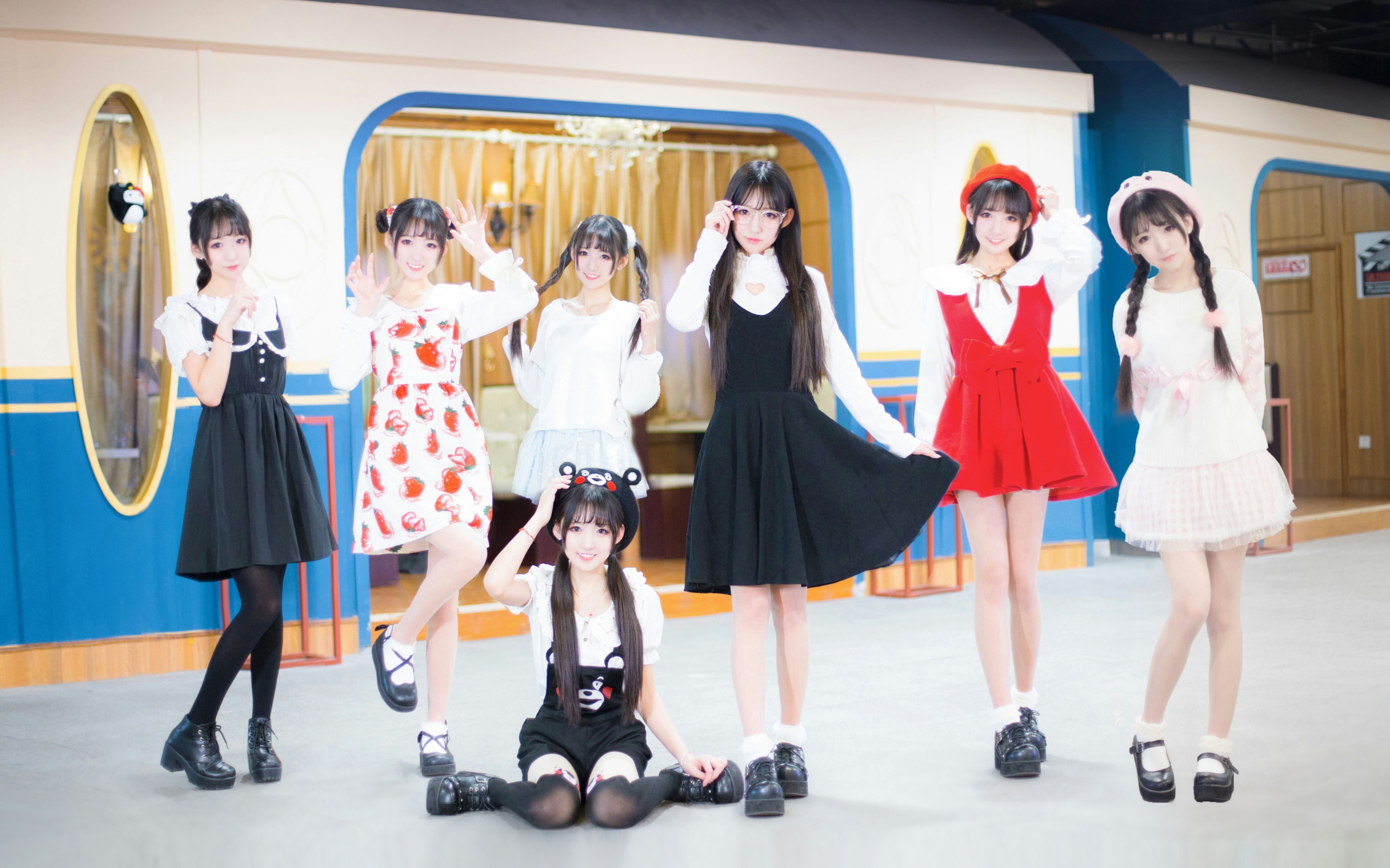 【兔总裁】lap tap love˙06˙ )变身7只兔兔～【开学嗨皮!