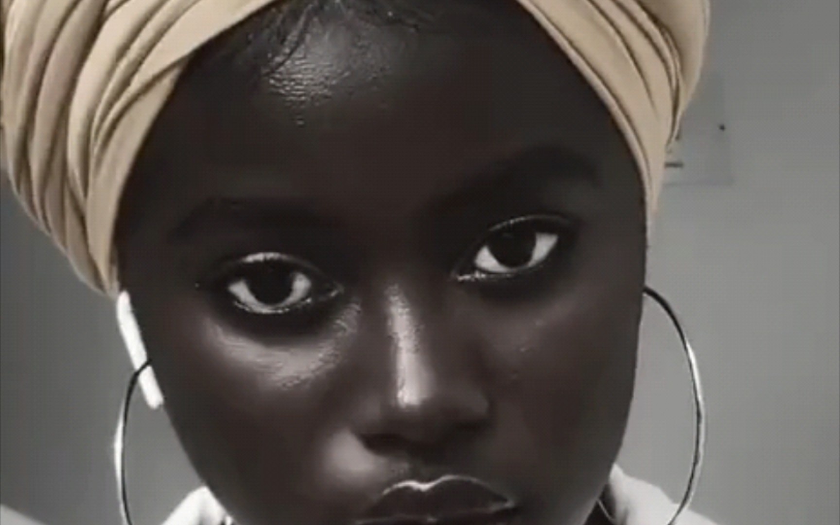 来自黑人的笑容