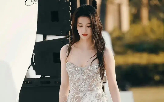 王楚然～性感绝美