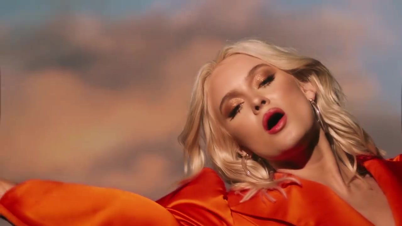 Zara Larsson  Invisible (电影《克劳斯:圣诞节的秘密》原声带歌曲)哔哩哔哩bilibili