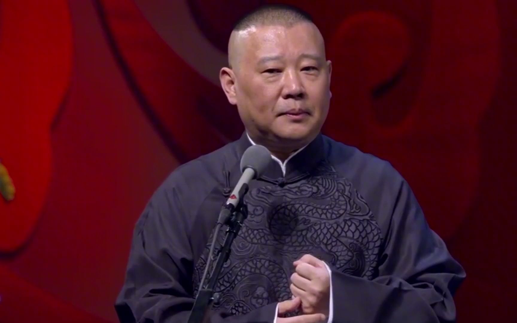 郭德纲于谦相声:老郭脾气大要和上帝单挑干架,没想到上帝却玩赖