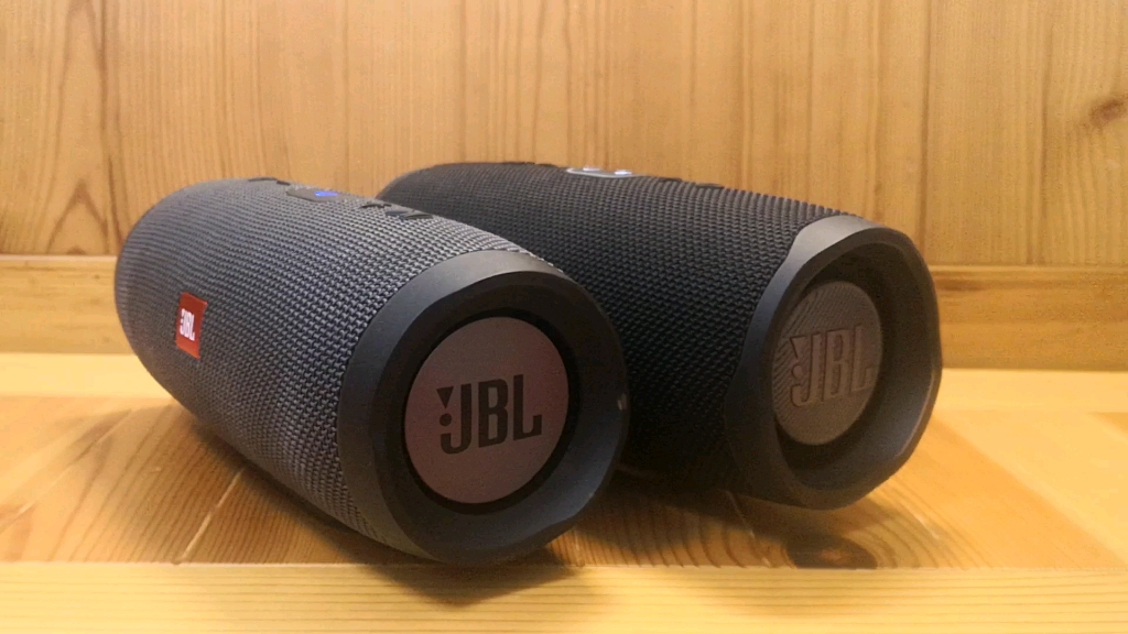 [图]JBL 冲击波4和冲击波ES播放重低音音乐