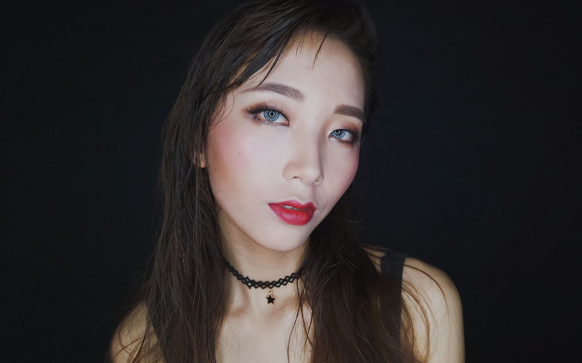 单眼皮妹子也可以欧美范