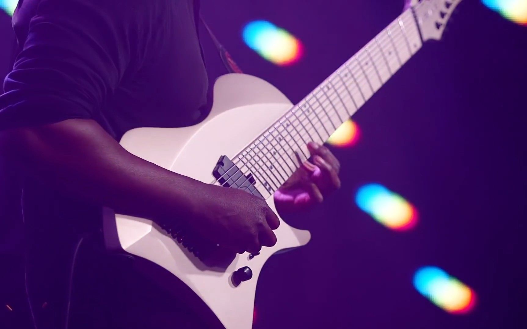 [图]Animals As Leaders - Arithmophobia (Live In Anaheim 2020)