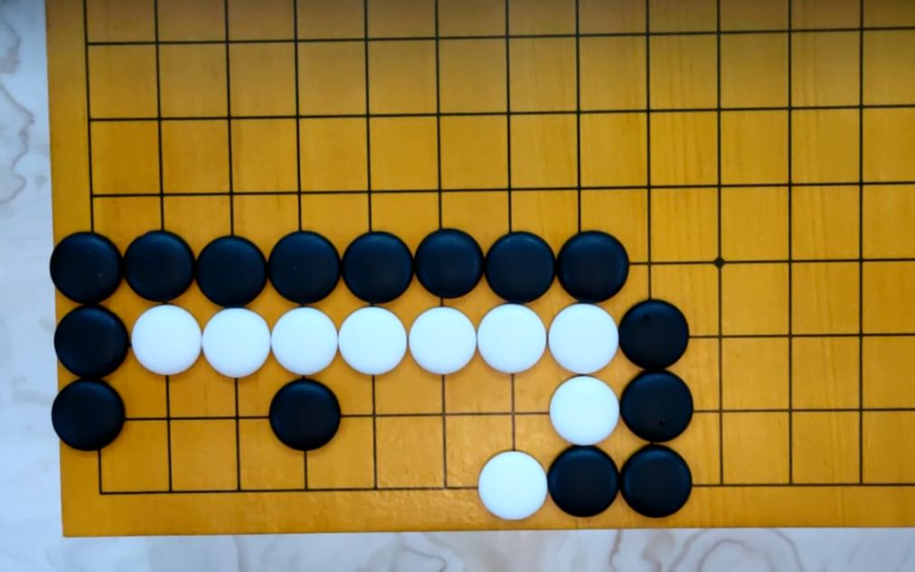 [图]围棋死活题-黑先净杀-巧做摇头劫