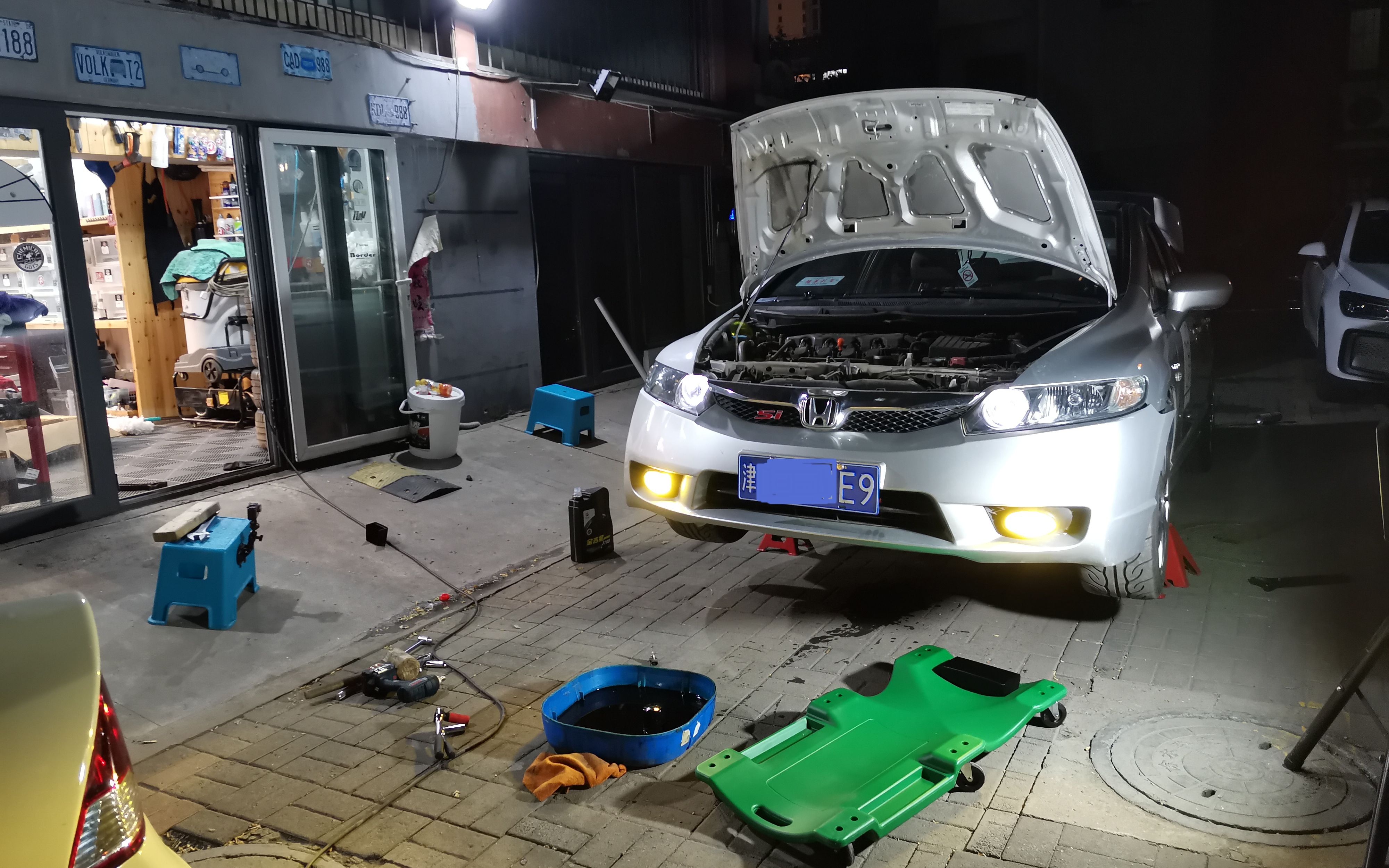 5代思域更换高标号机油 更换fd仕样尾灯