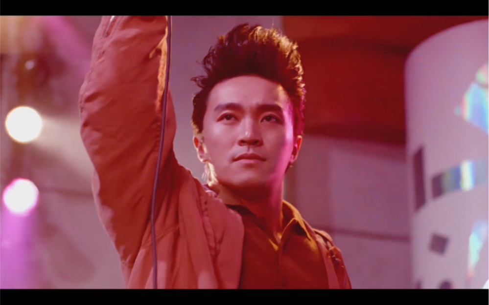 星爷唱歌百听不腻!