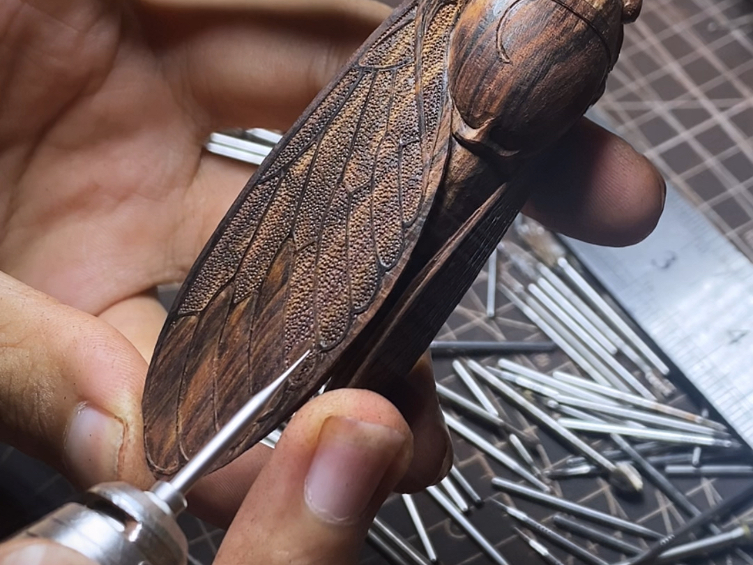 非遗手工木雕作品赏析知了蝉
