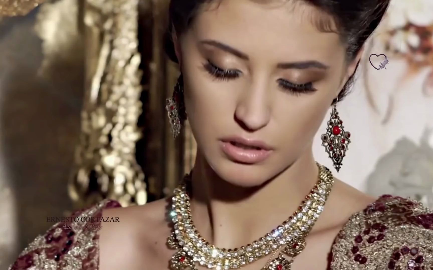 ernestocortazarautumnrose