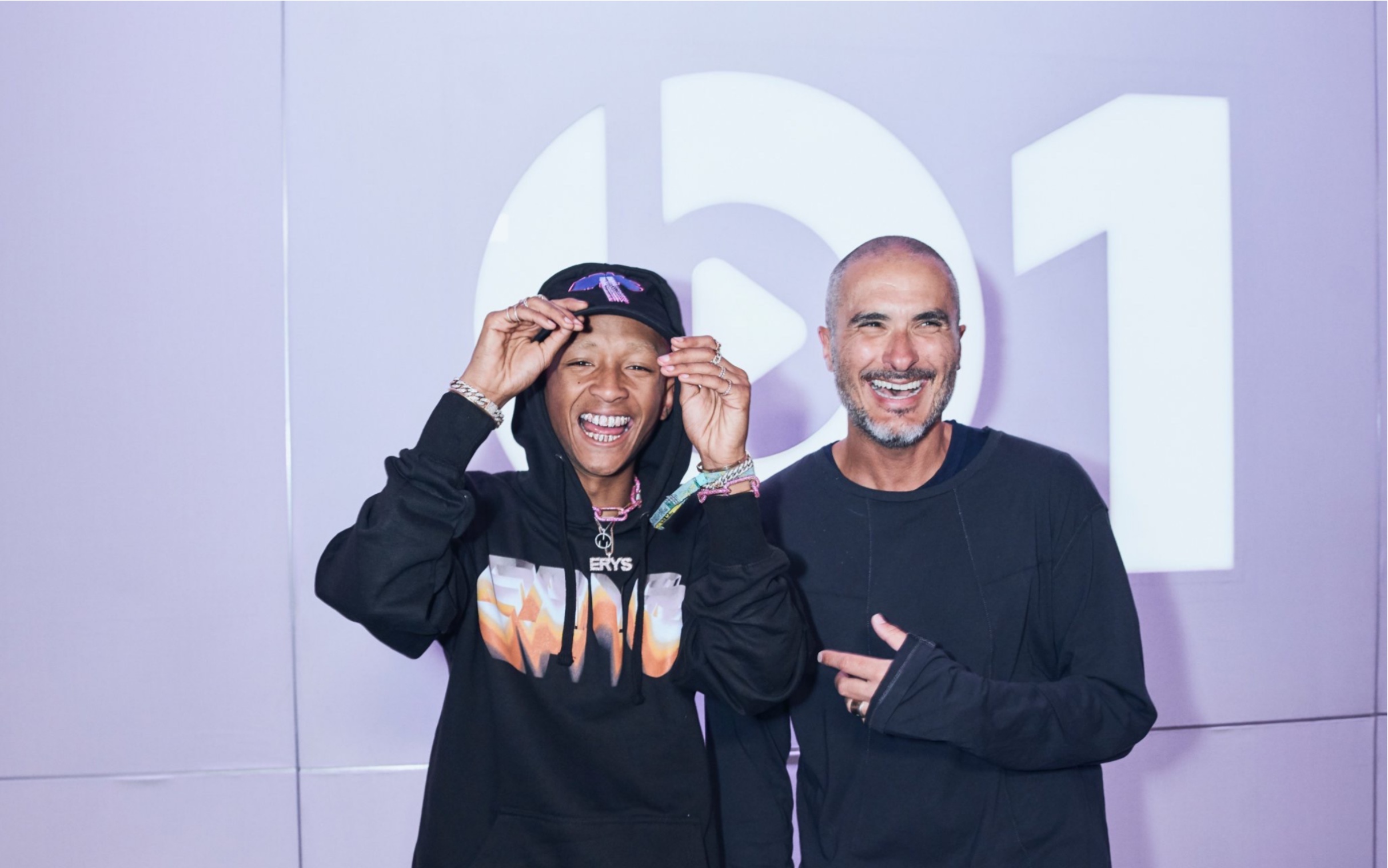 jaden最新电台采访 新专辑erys_哔哩哔哩 (゜-゜)つロ 干杯~-bilibili