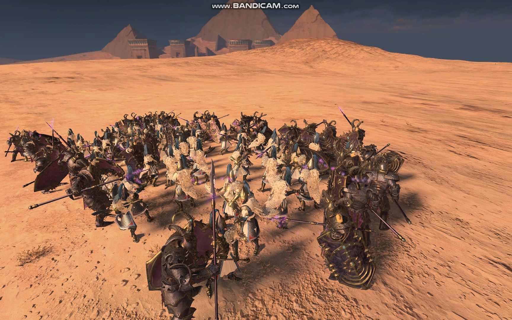 阿查的战锤世界mod:色孽神选者持矛vs白狮禁卫