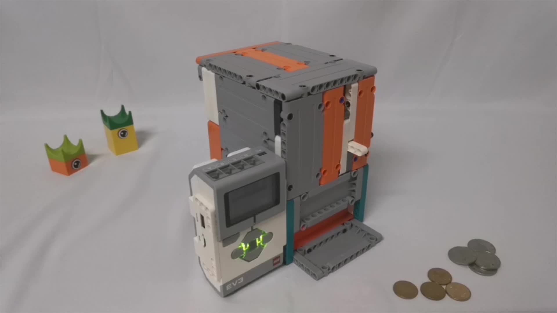 乐高制作b站限量版投币机一台发家致富好帮手