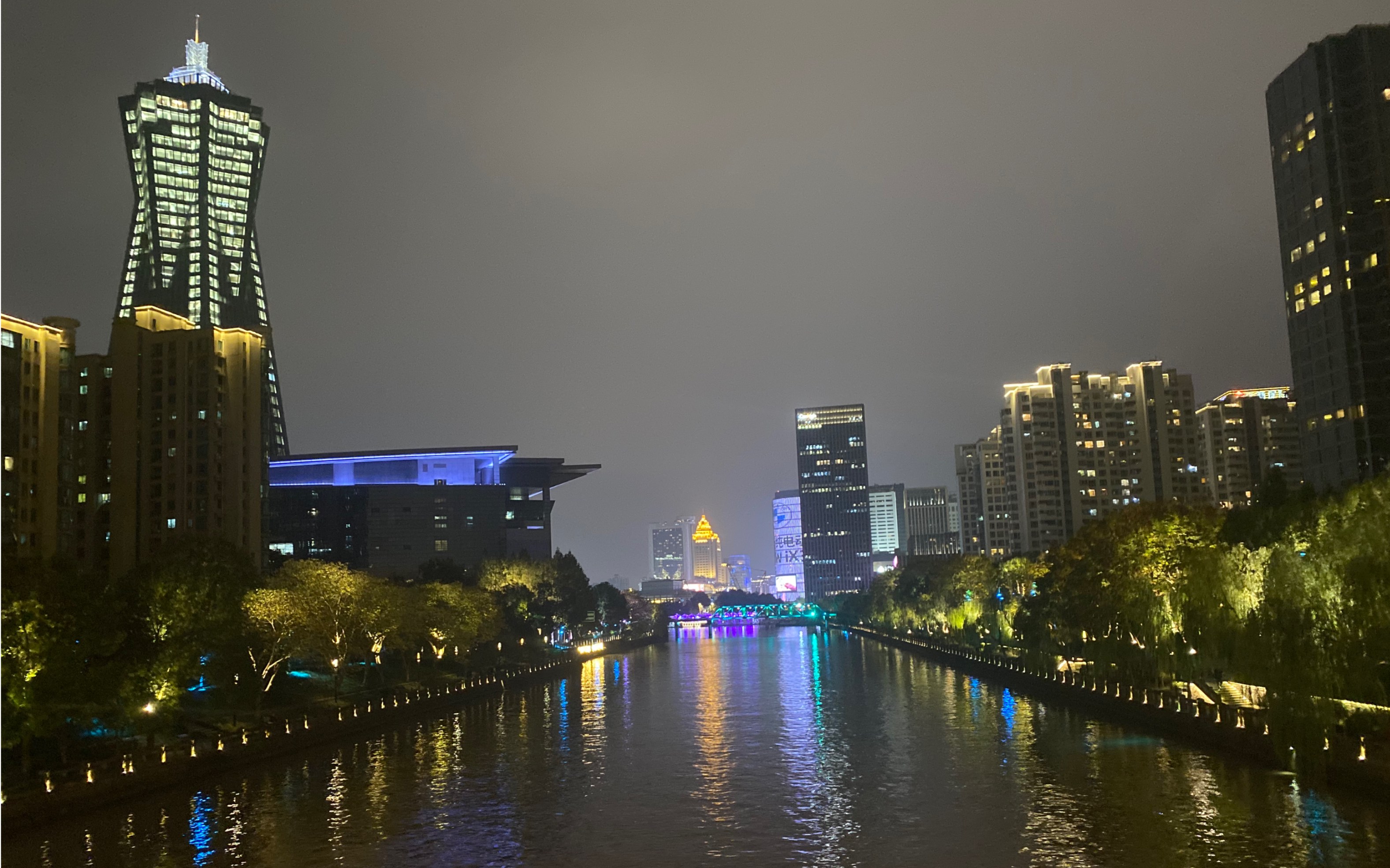 公司在杭州京杭大运河边上,天天下班都能看漂亮的夜景哔哩哔哩bilibili