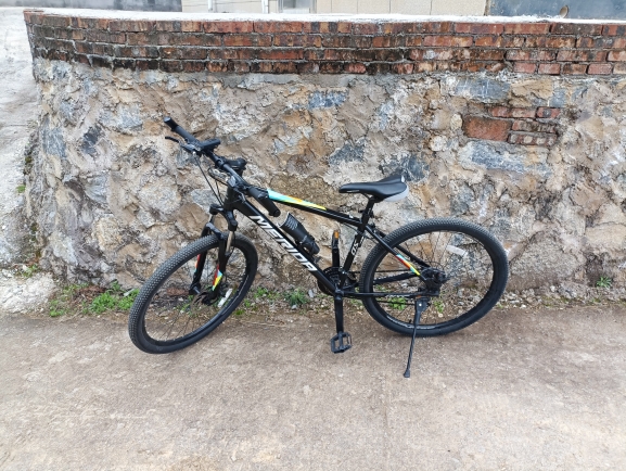 新买的美利达勇士300,b站老规矩,一个赞一公里!