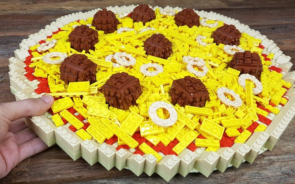 最大的乐高披萨!_哔哩哔哩 (゜-゜)つロ 干杯~-bilibili