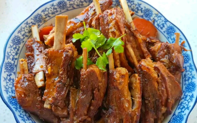 红烧羊排的做法,肉嫩不膻,秘诀在这里
