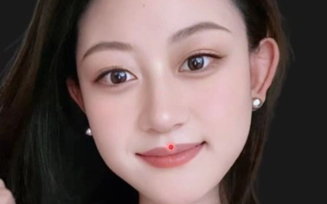 不愁富贵的女人面相!