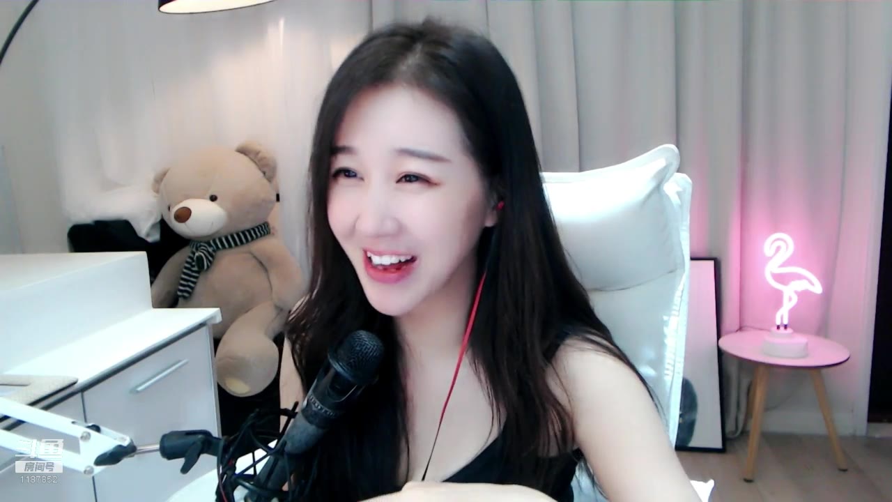 珊儿兔兔兔直播录像视频20190706