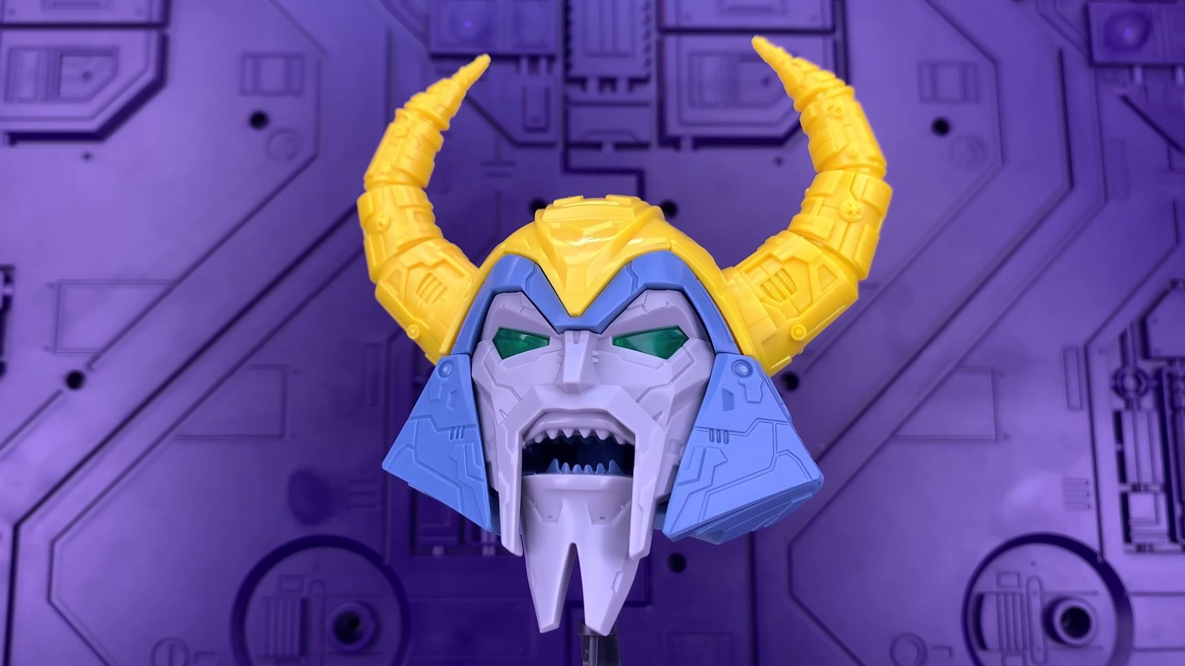 开箱:布鲁可变形金刚宇宙大帝