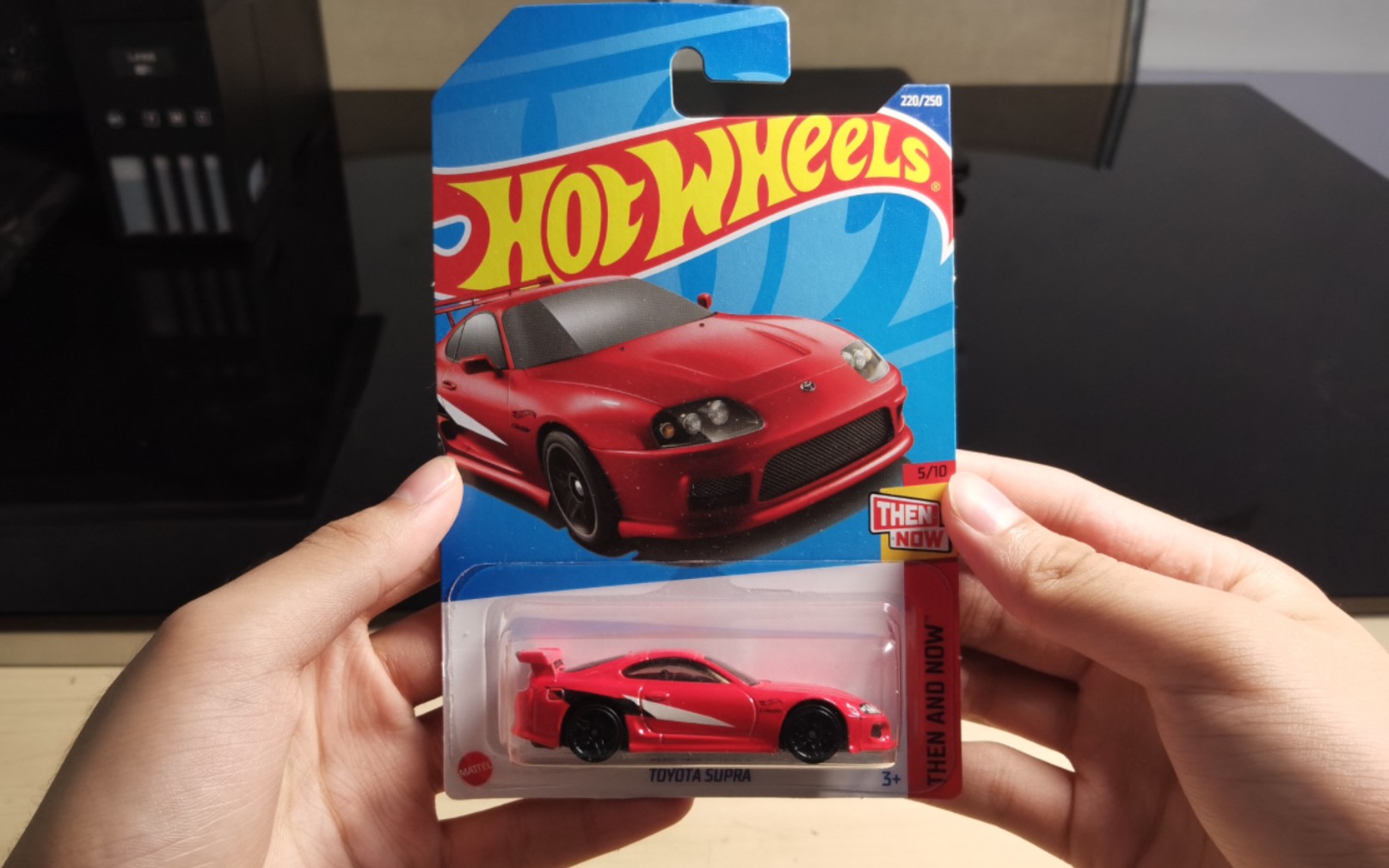 【开箱】风火轮普卡丰田速霸supra红_哔哩哔哩_bilibili