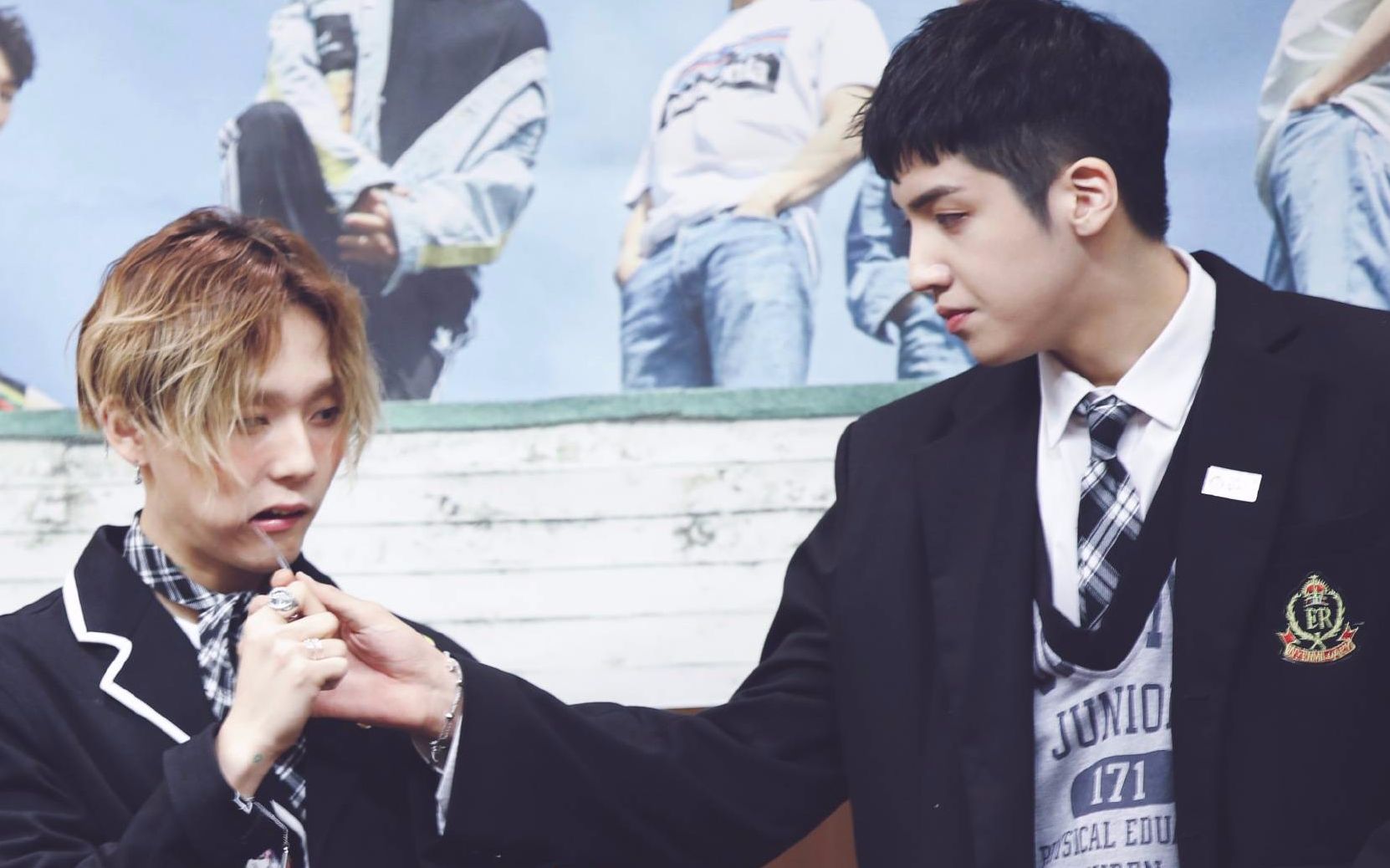 【pentagon】索尼cp 郑禹硕x金晓钟 血红新糖!