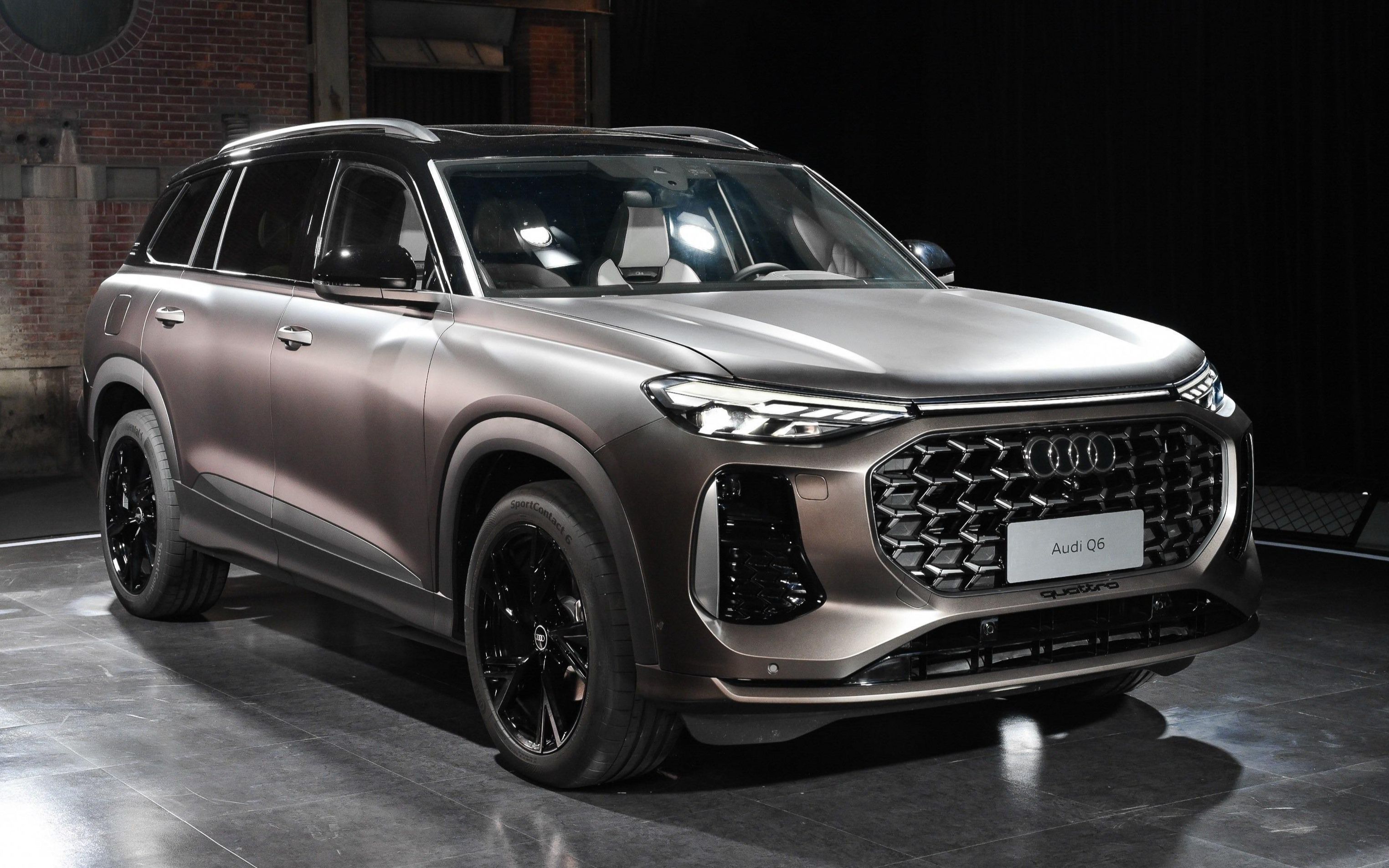 车长超越q7,配2.5t v6动力 全时四驱,上汽奥迪q6亮相