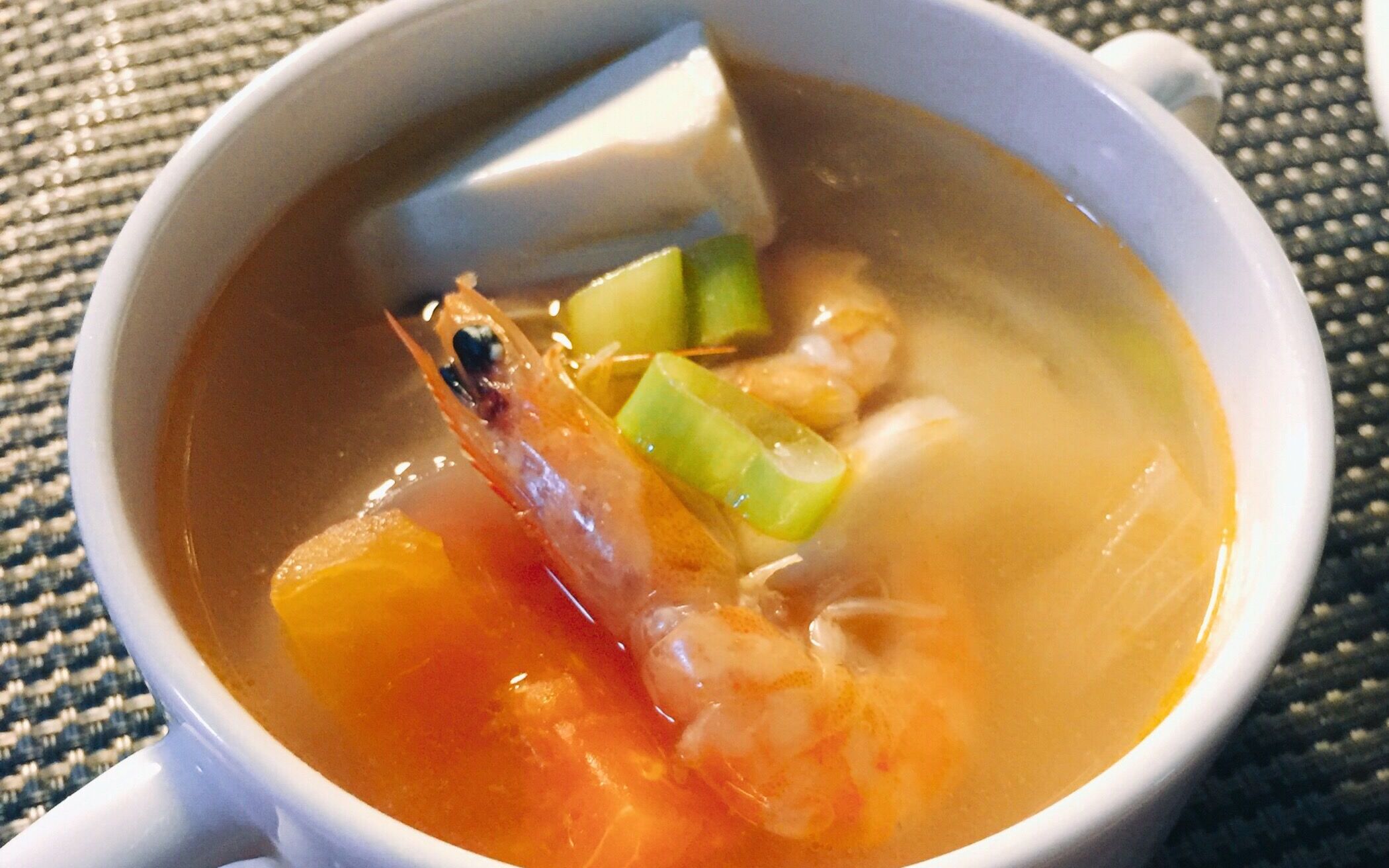 豆腐鲜虾汤图片
