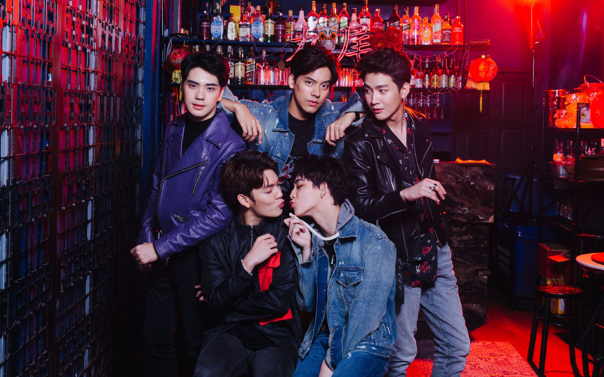 kimcopter bas taetee《泰国通》杂志专访【中字】_哔哩哔哩 (゜-゜)