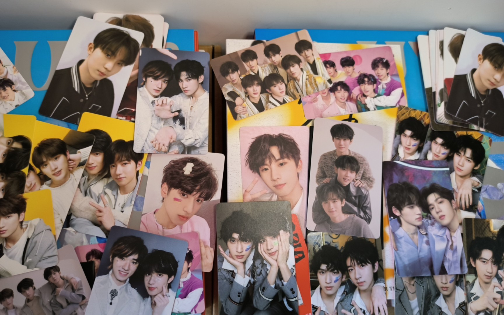 三时有声 时代少年团二专乌托邦开箱 抽到46捧脸,34烟花卡