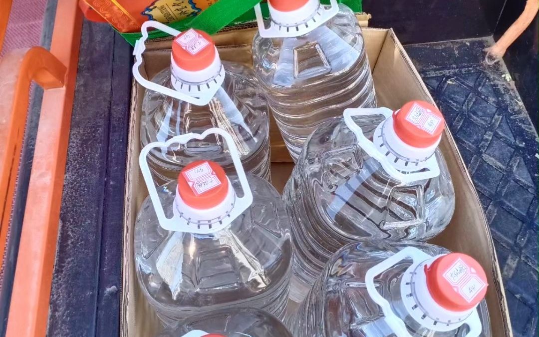 "纯粮散酒"意外爆火!