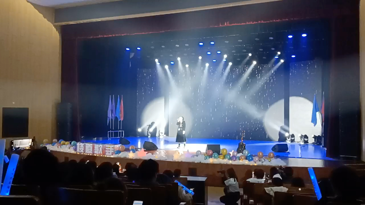 [图]【盐酸】《I dreamed a dream》河海大学第十九届楼道歌手决赛live