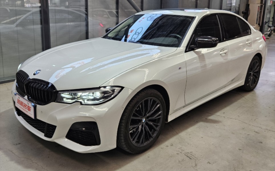 2020年10月宝马325im运动耀夜来了