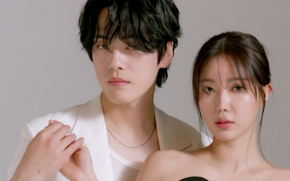 【金正贤】「四季中字」singles二月刊 金正贤×林秀香 5字talk采访与