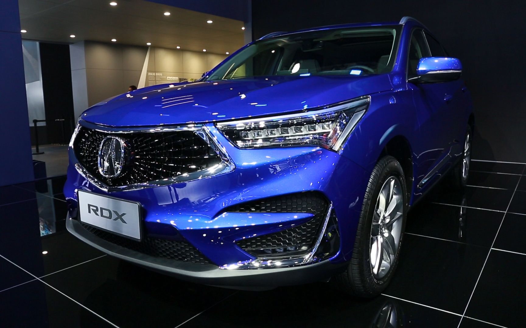 爱车蜜:2018广州车展新车60秒—讴歌rdx_哔哩哔哩 (゜-゜)つロ 干杯