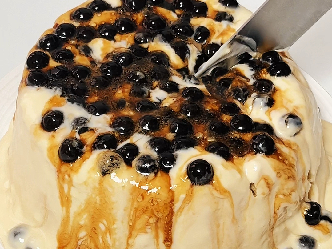 爆浆珍珠奶盖蛋糕