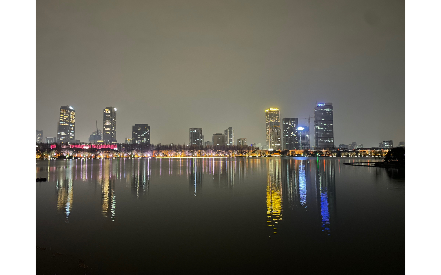 南京玄武湖夜景