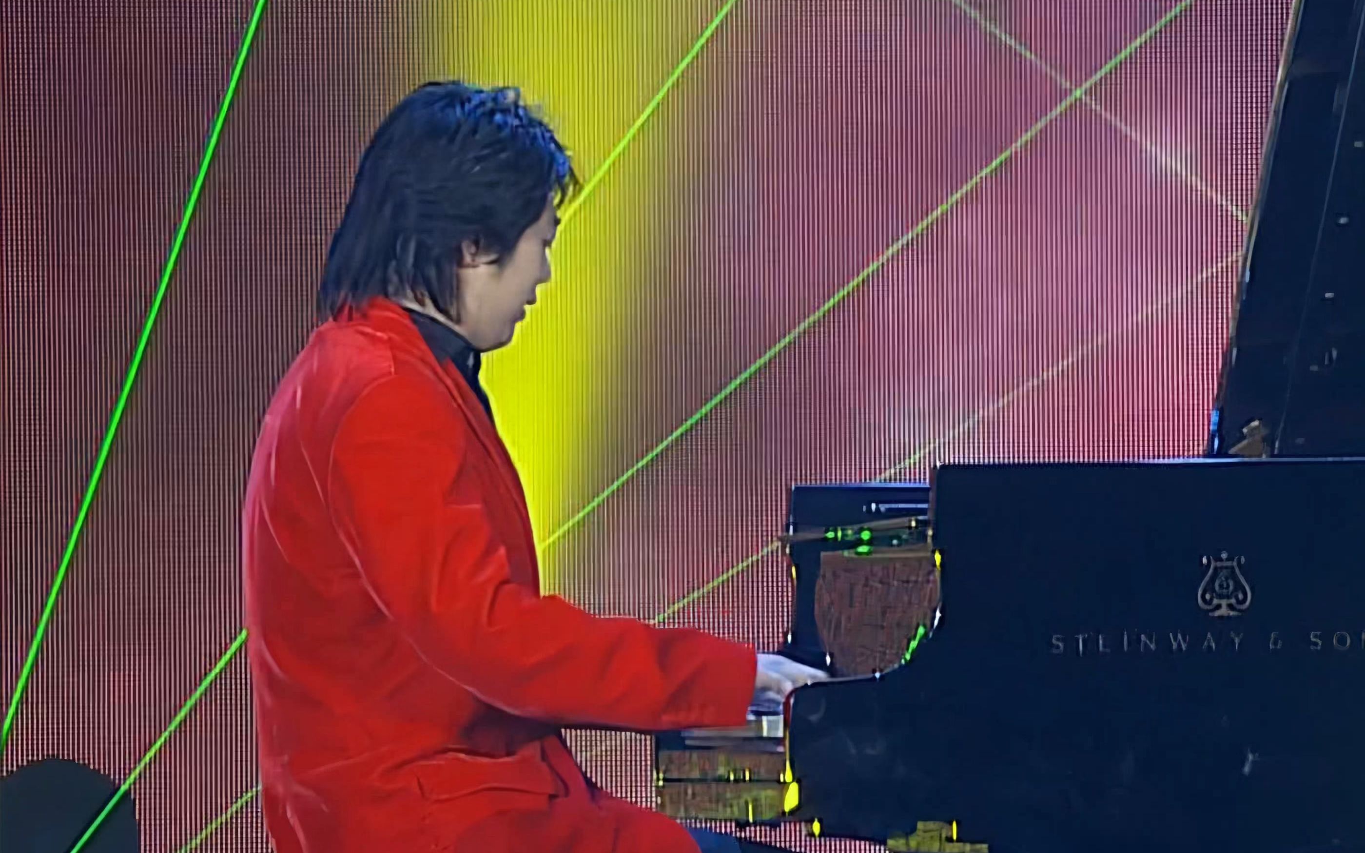 钢琴演奏《翻身的日子 我的祖国》 表演:郎朗