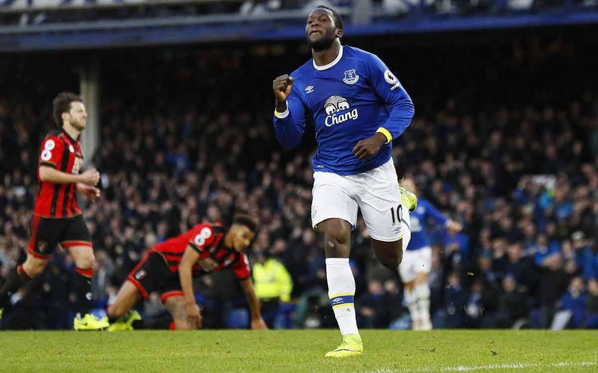 今非昔比!卢卡库埃弗顿时期碾压集锦 如今已成红魔弃将