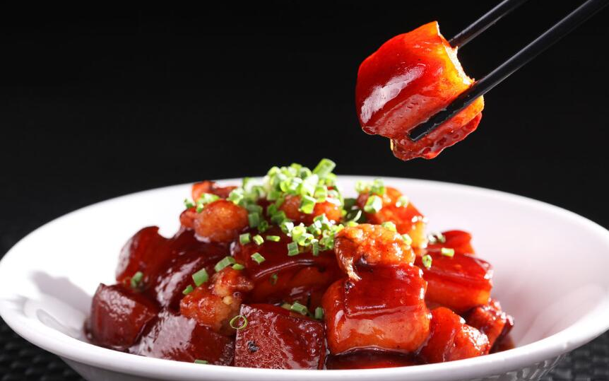 28元一颗的酒香红烧肉,贵族私房菜,农村小哥一顿吃了3斤!