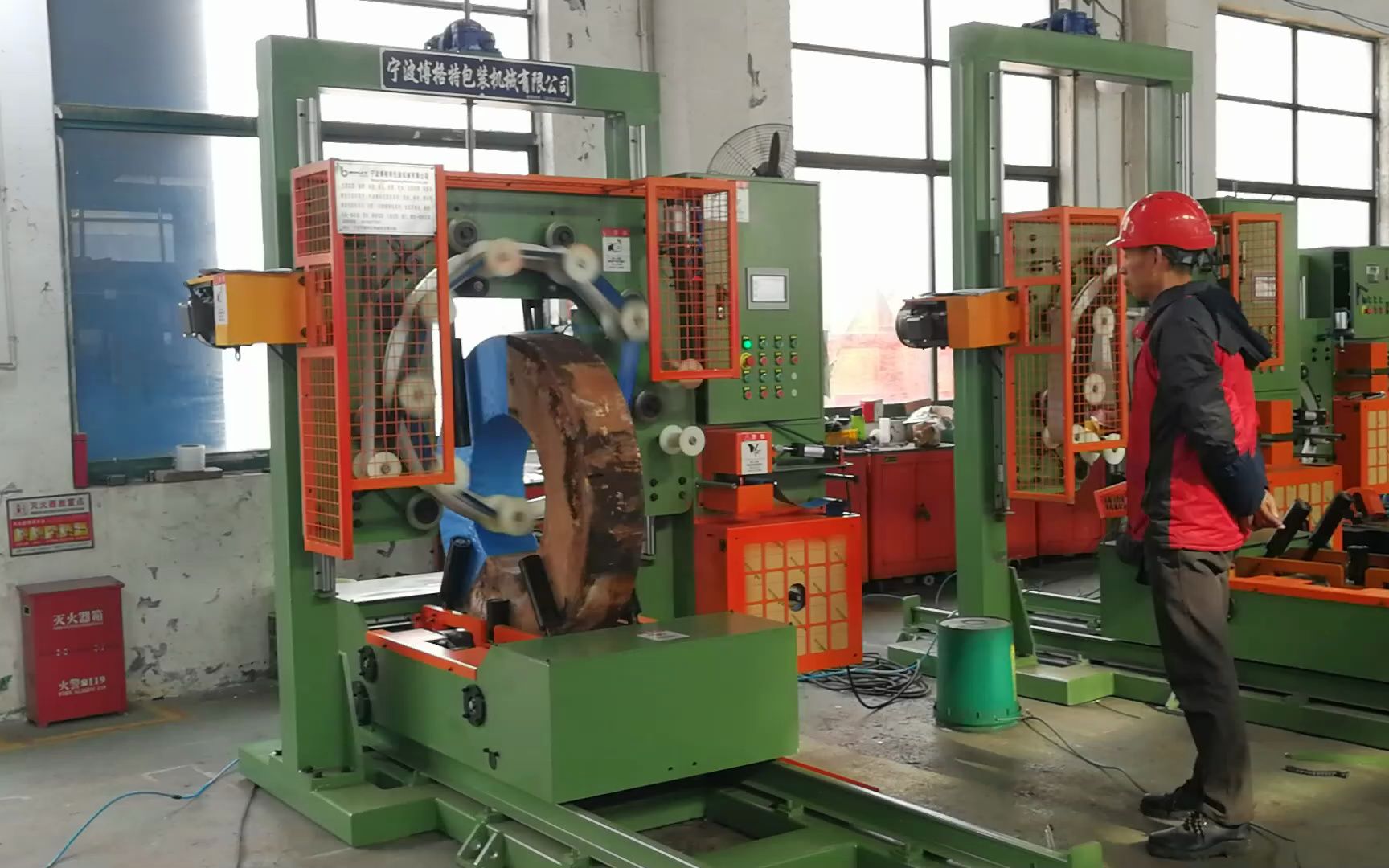 宁波博格特单工位缠绕包装机移动小车式缠绕打包机往复式缠绕包装机