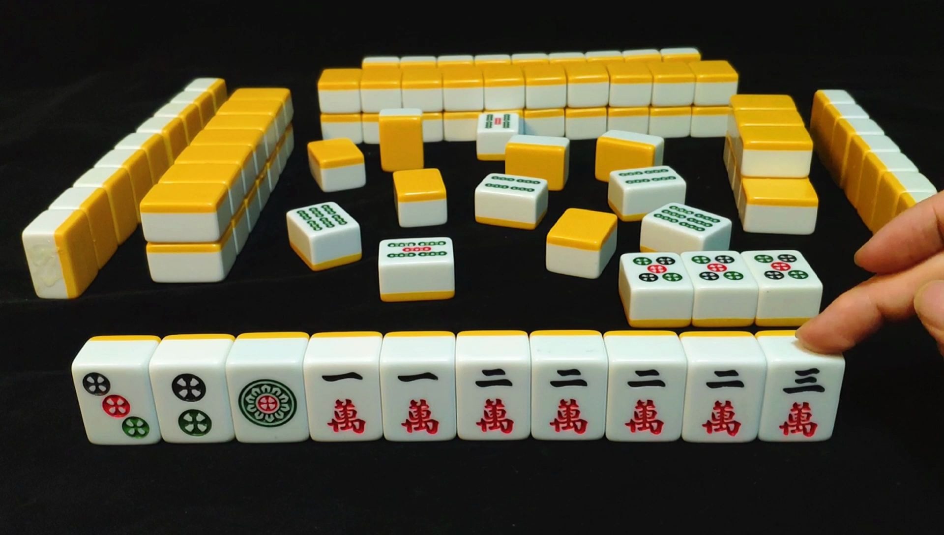 边搭7张带暗杠你会选择杠还是听多门呢四川麻将听牌类型详解