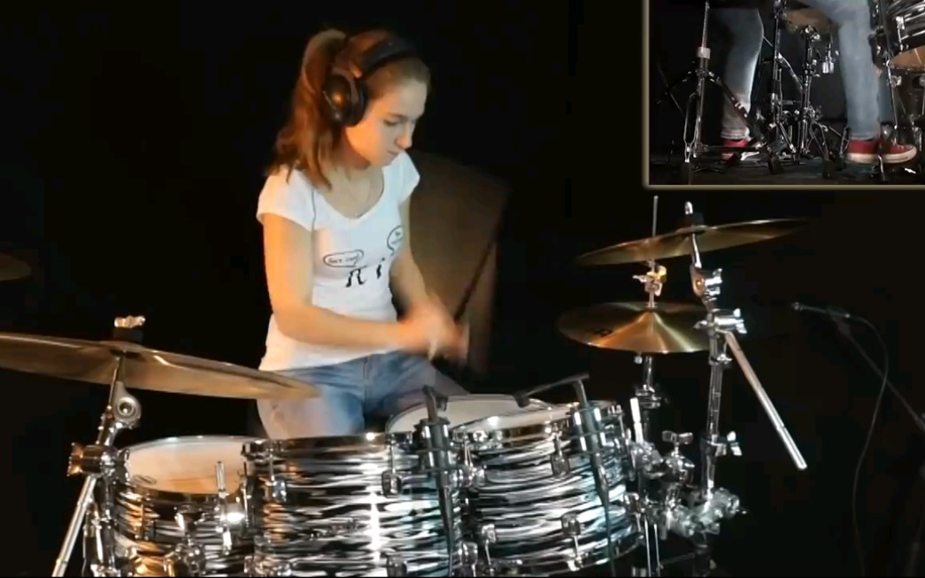 [图]One (Metallica)drum cover by Sina