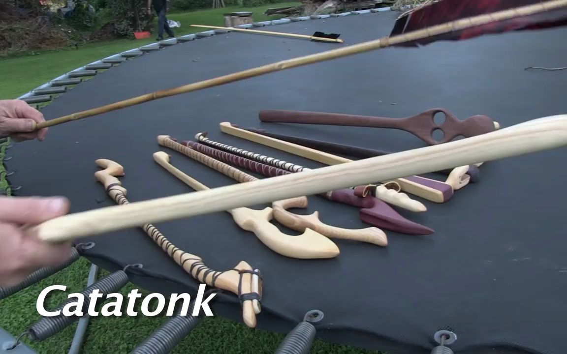 各种精美投矛器近照