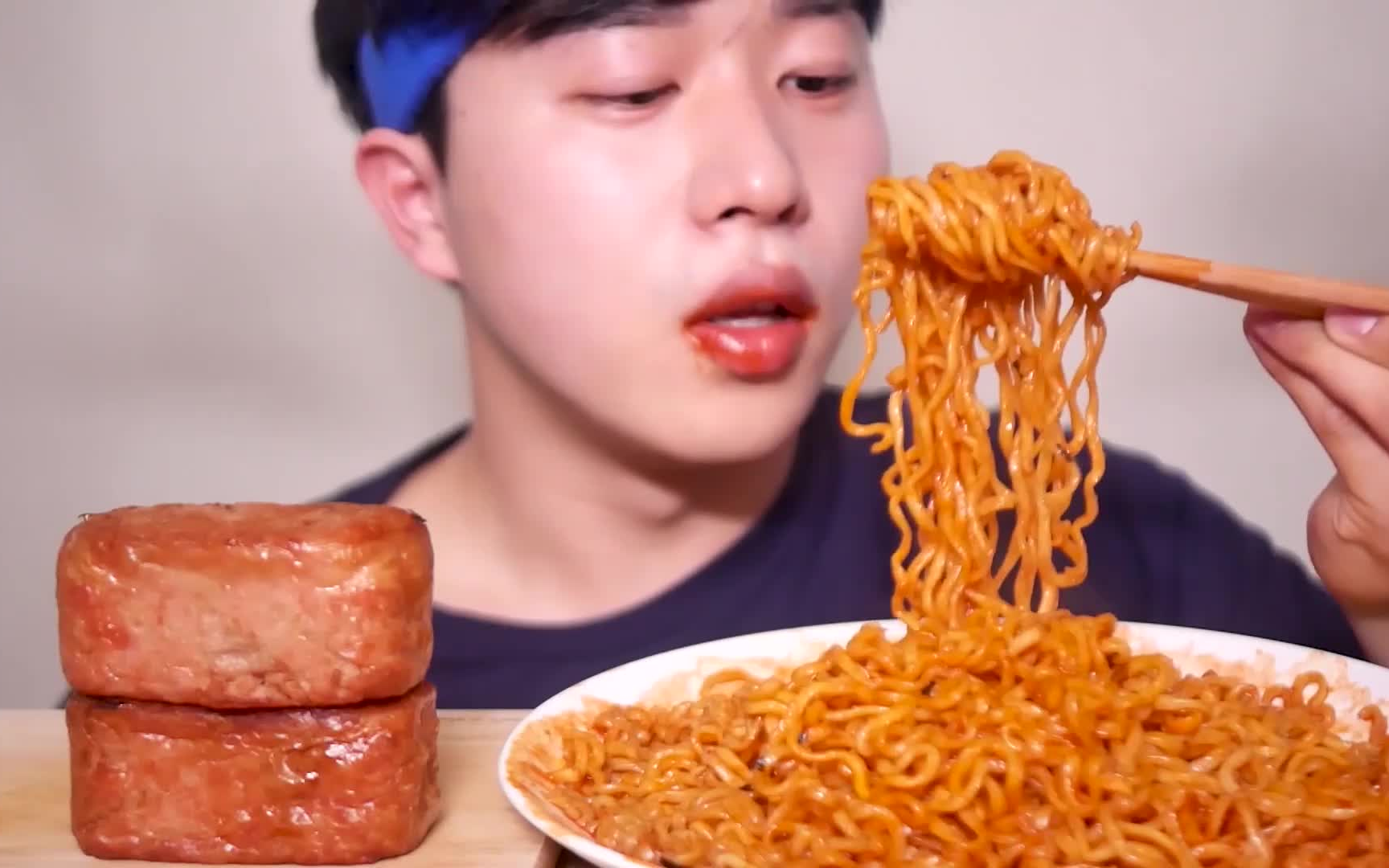 {含倒放 倍速}《韩国小哥seabear》火鸡面 午餐肉