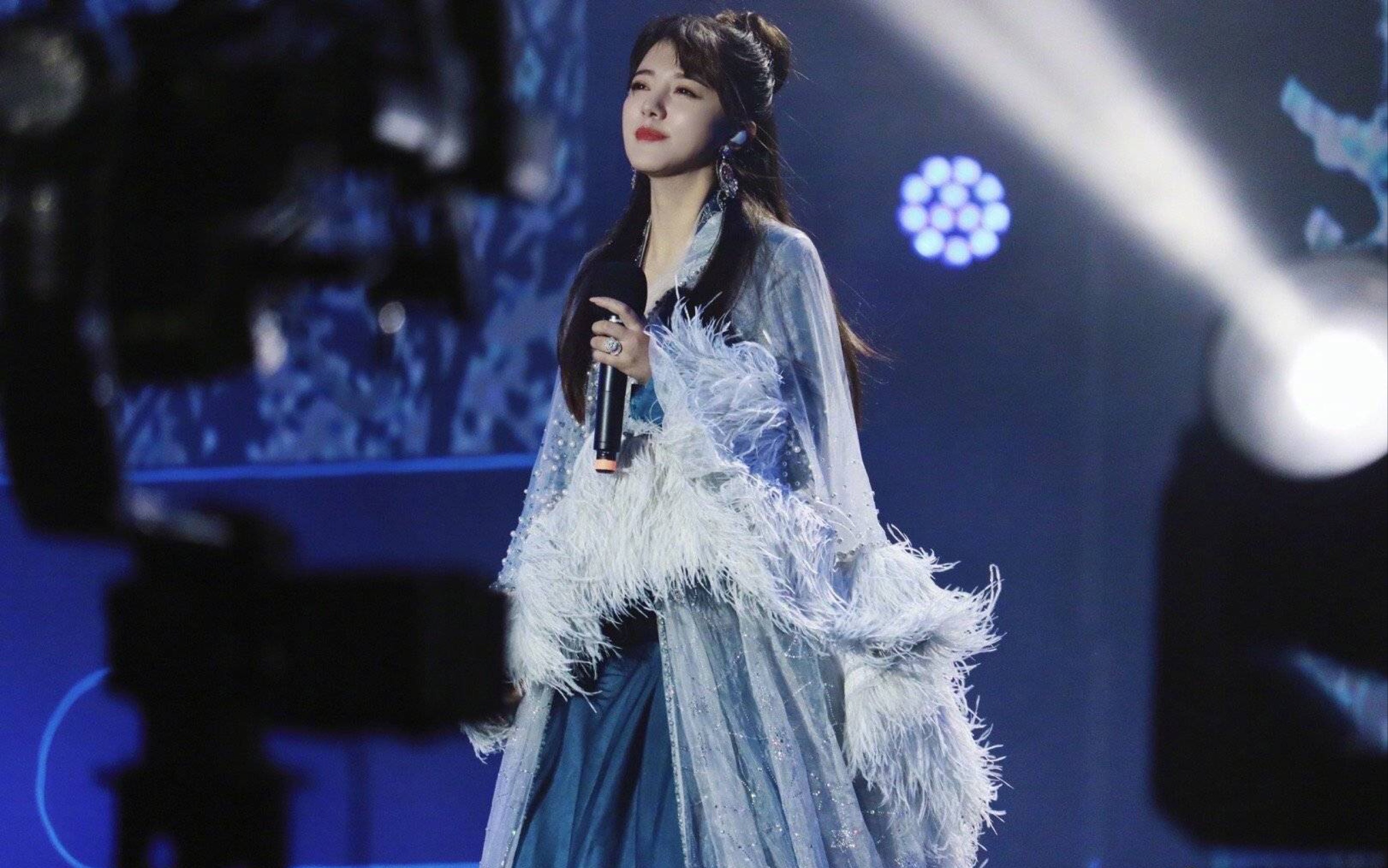 阿兰《千古》ktv翻唱 l "若贻笑千古 因为爱得执迷又糊涂 也不悔做你