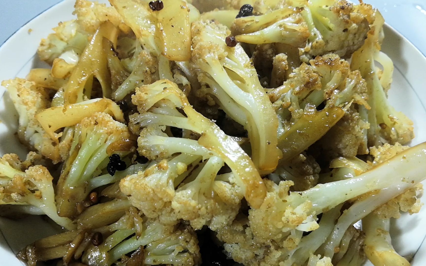 干煸孜然花菜,这才是花菜最好吃的做法,口感脆爽,上桌瞬间扫光