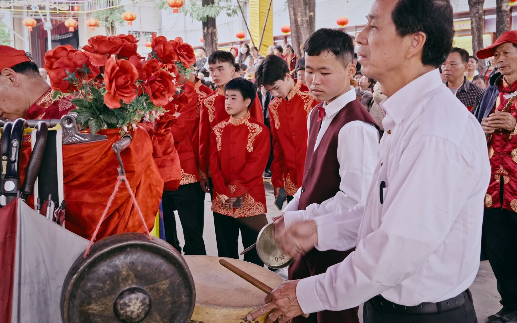 [图]老师傅打锣鼓没有一个动作是多余的？